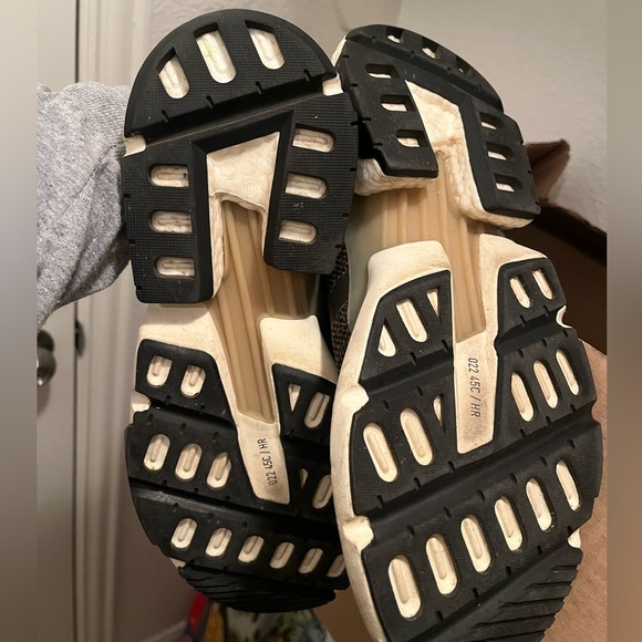 Adidas sz 10.5 men’s - Picture 8 of 8